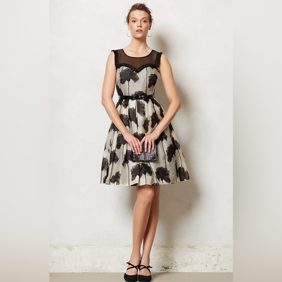 Anthropologie Dresses & Skirts - Anthropology Cleora Dress Orla Kiely Silk Size 10